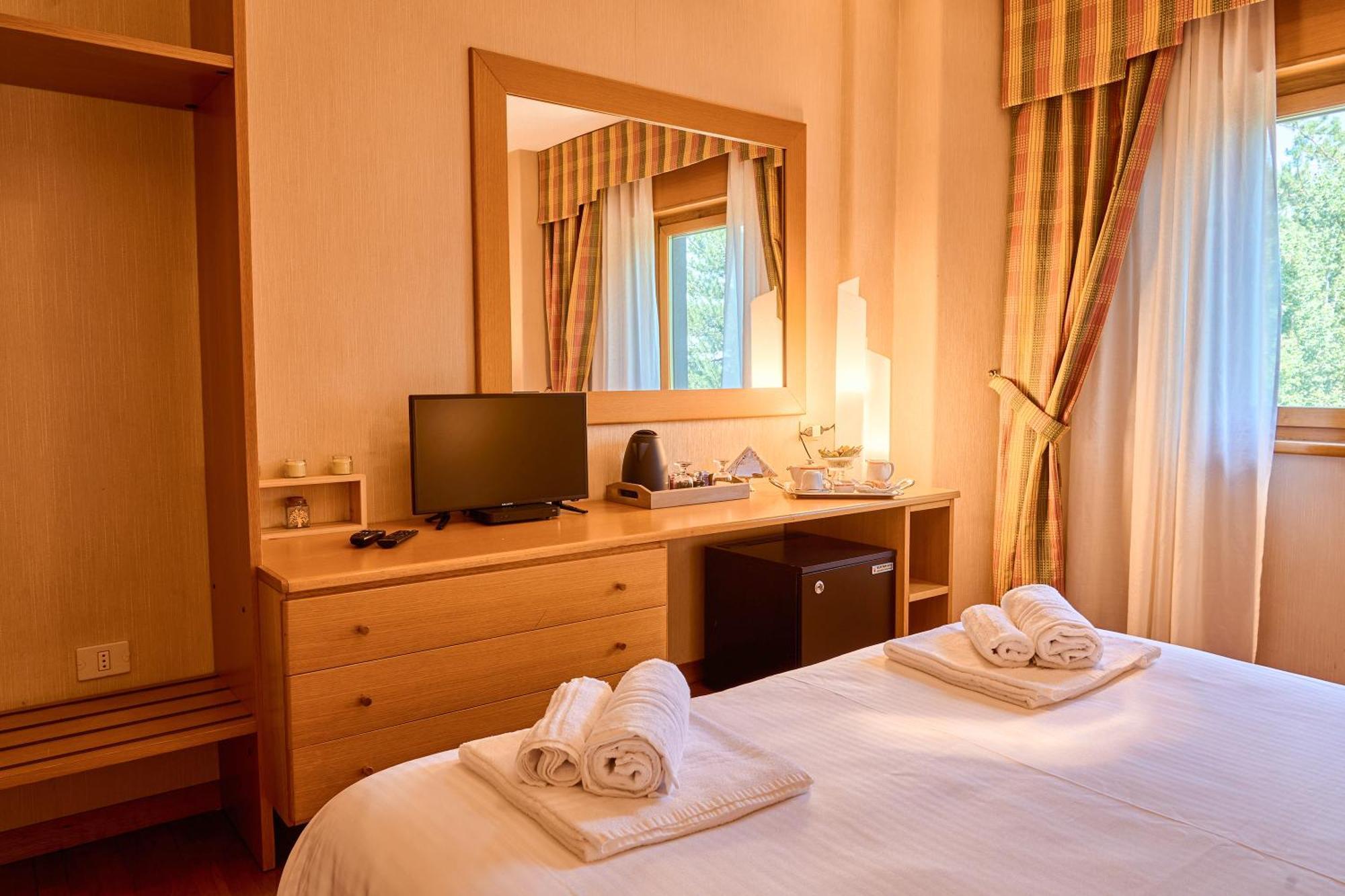 Hotel Camigliatello Camigliatello Silano Extérieur photo