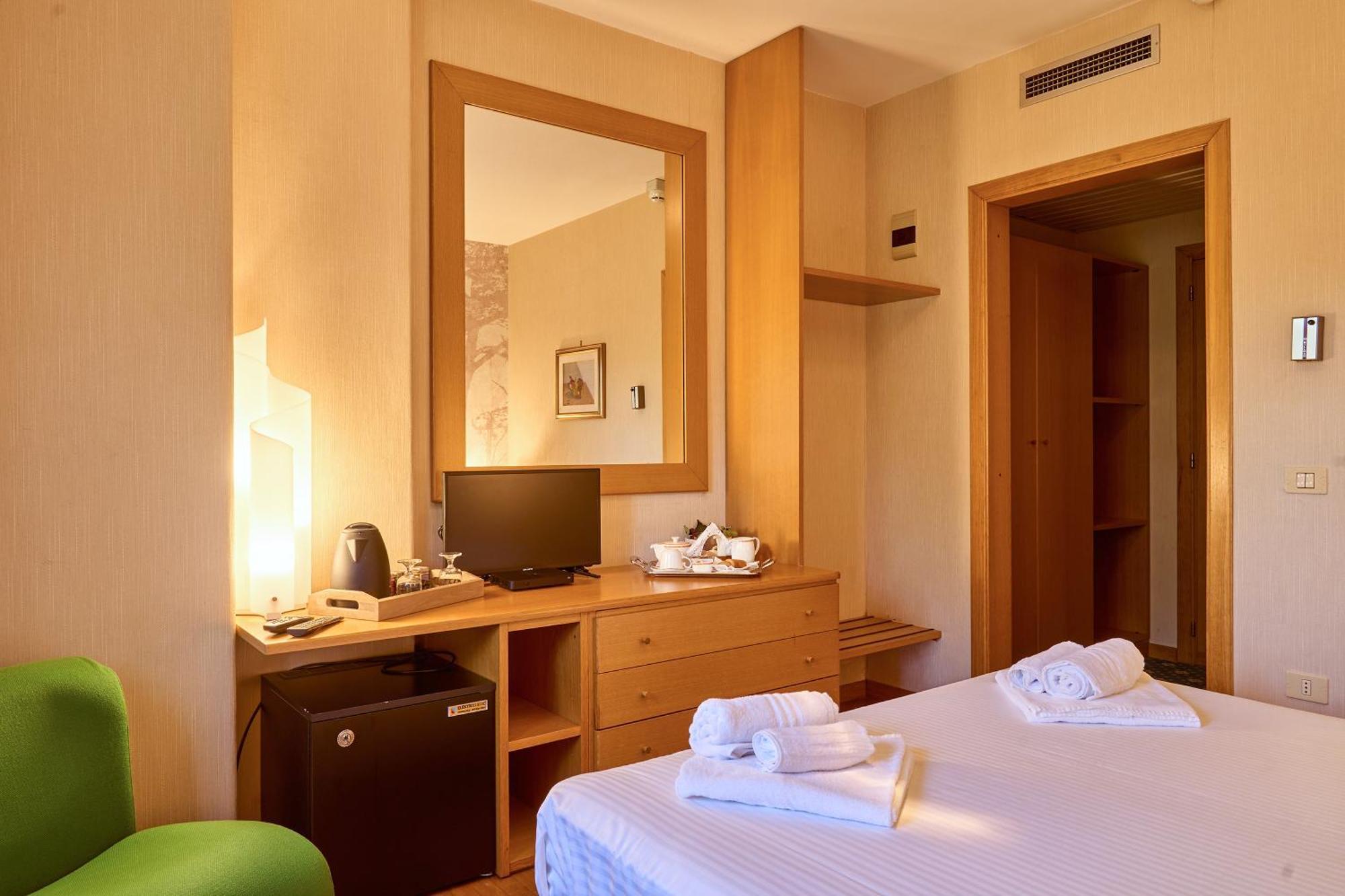 Hotel Camigliatello Camigliatello Silano Extérieur photo