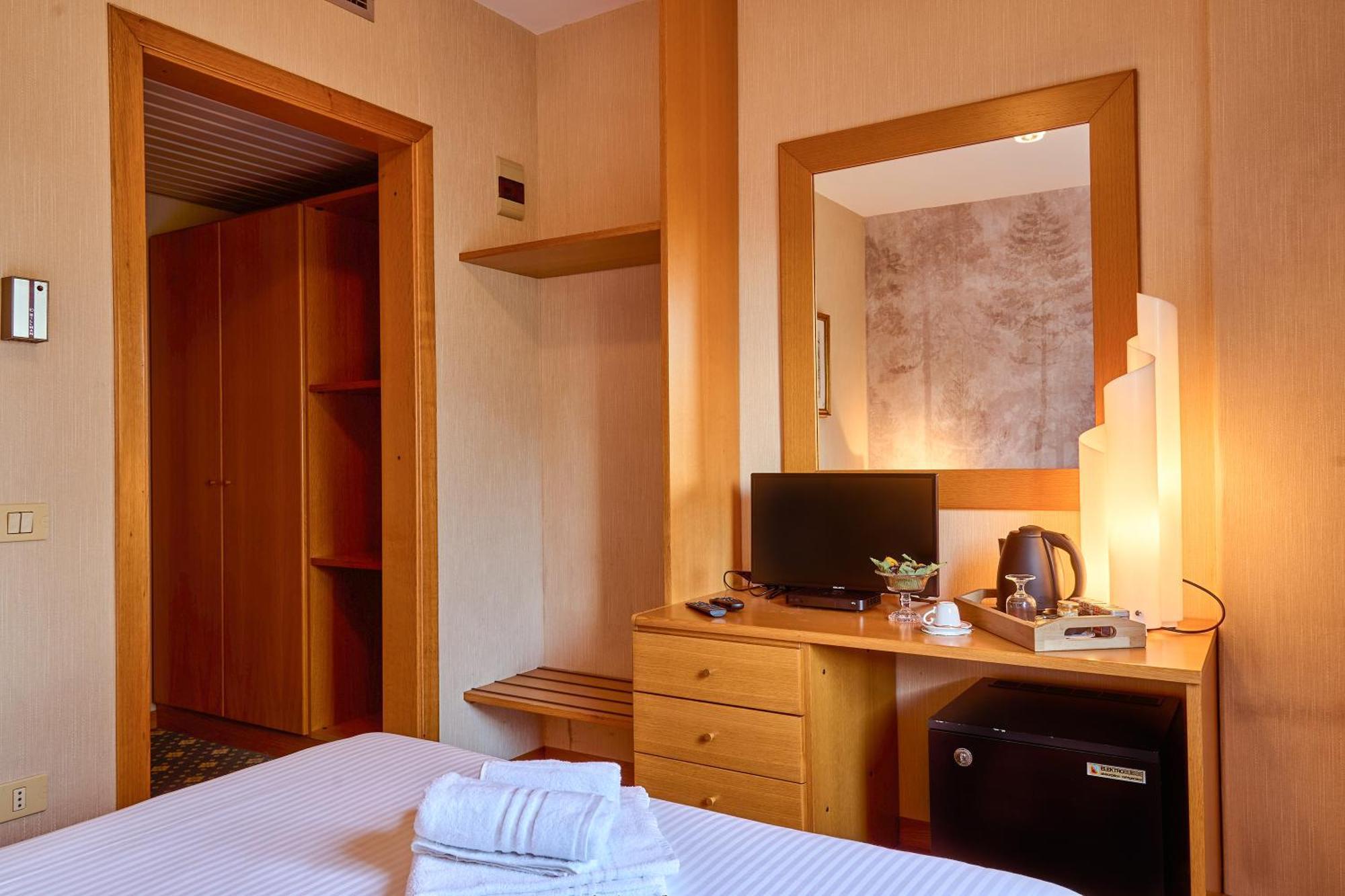 Hotel Camigliatello Camigliatello Silano Extérieur photo